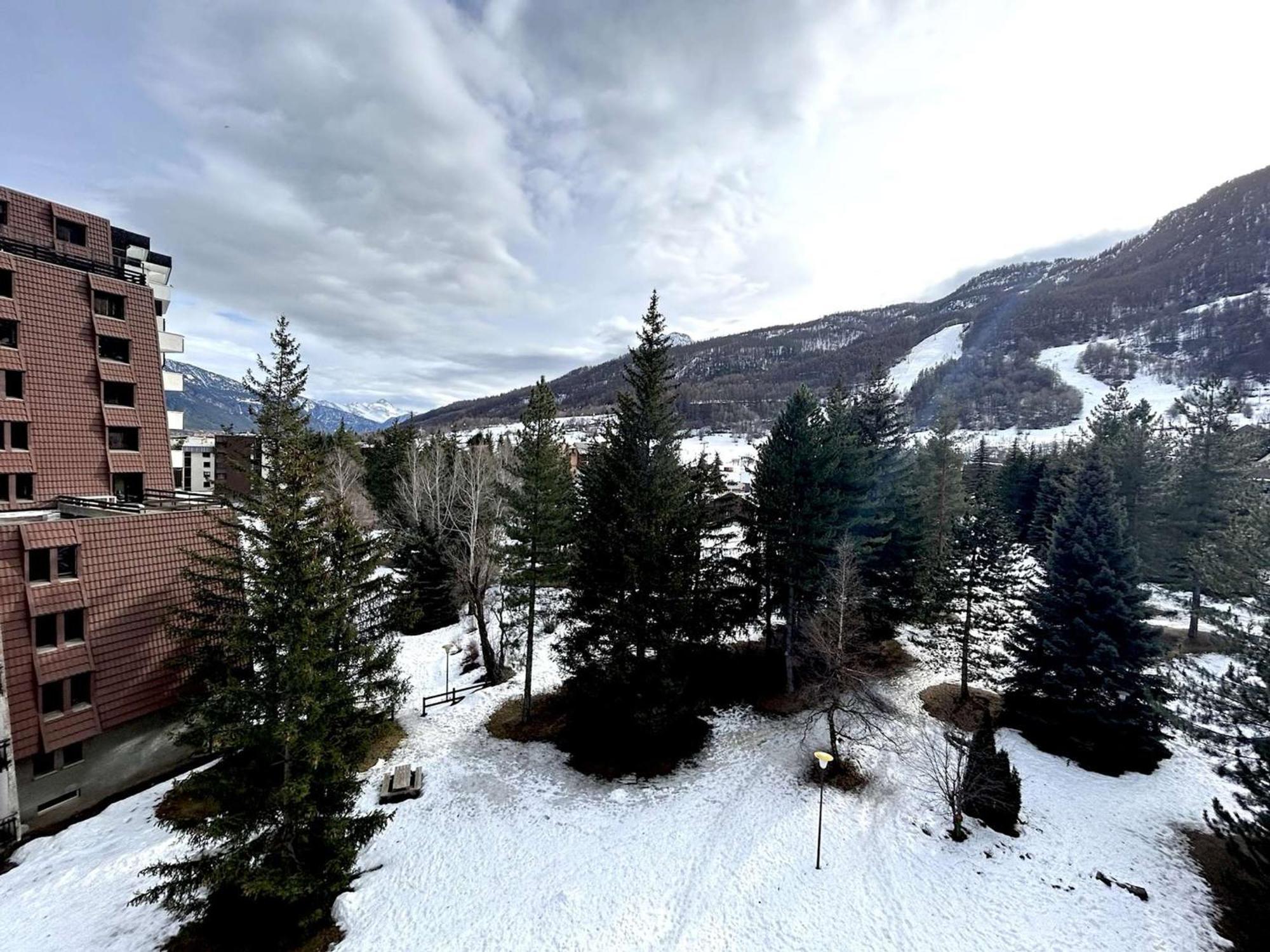 Appartement 3 Pieces, 6 Couchages A La Salle-Les-Alpes, Proche Pistes, Balcon Et Terrasse - Fr-1-330F-41 แซร์ เชอวาลิเยร์ ภายนอก รูปภาพ